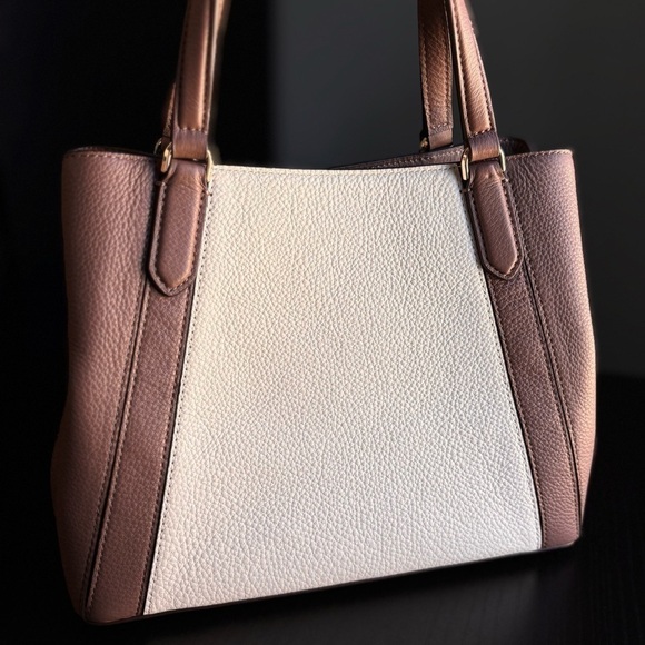 Kate Spade Luxury Bag - Picture 4 of 10